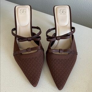 Cozy Island Women’s Brown Pointed Toe Heeled Mules